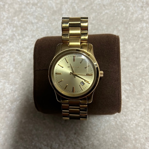 Gold Michael Kors Watch - Picture 1 of 4